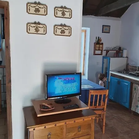 Beautiful House With Access To Pool Tenerife Es Tatil Evi La Laguna (Tenerife)